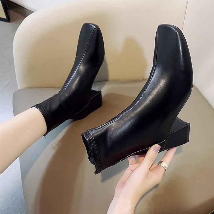 Classy Square Head Back Zip Short Boots for Women